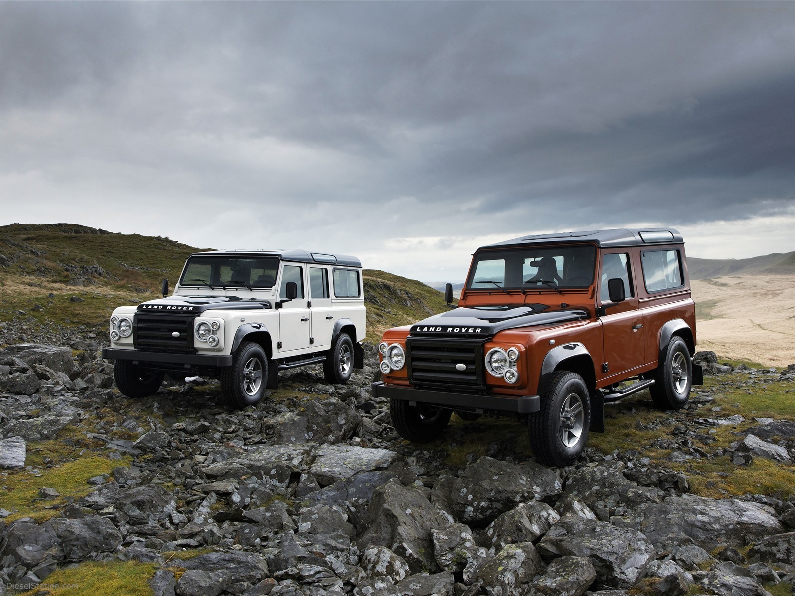 Land Rover Defender 'Fire & Ice' Editions Land Rover Defender 'Fire & Ice' Editions